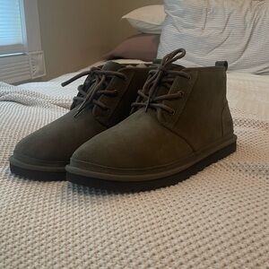 Men’s olive green uggs!!!